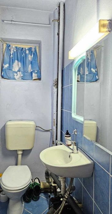 Apartament 3 camere Tudor etaj 2 cu balcon 16 mp zona Fortuna