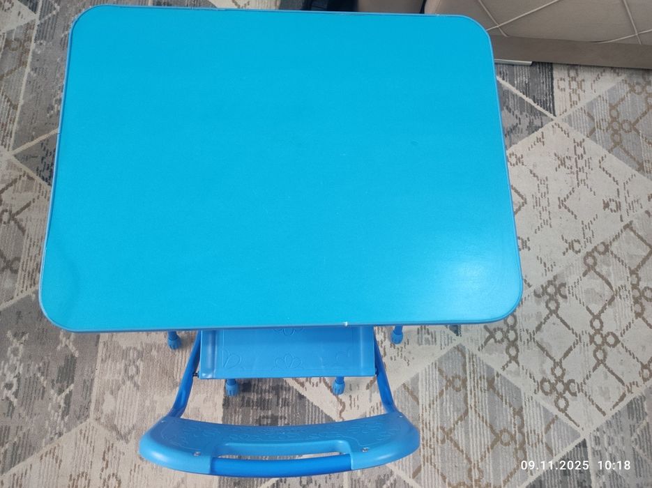 Продам детский складной стол со стулом за 6000 тг