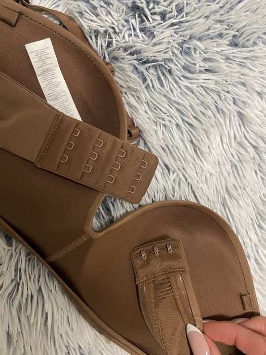 Сутиен бриджитка с уникален повдигащ ефект