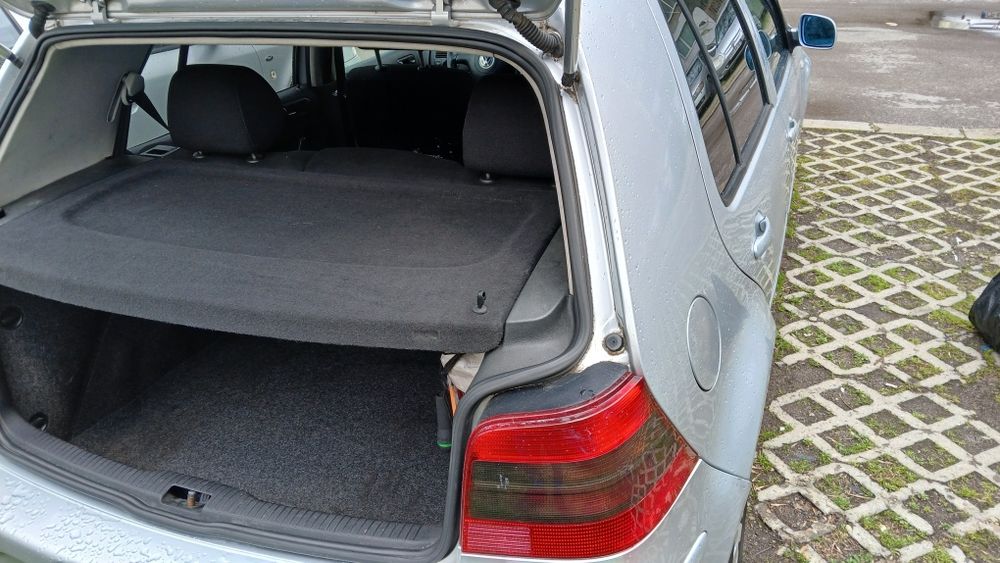 Декоративна кора за VW Golf 4 Като Нова 25€