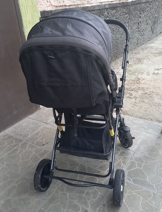 Детская коляска в отличном состоянии