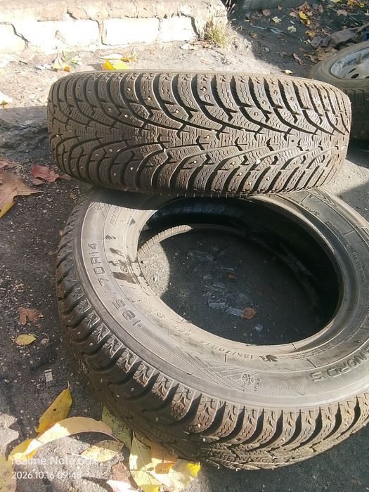Продам  зимние шины