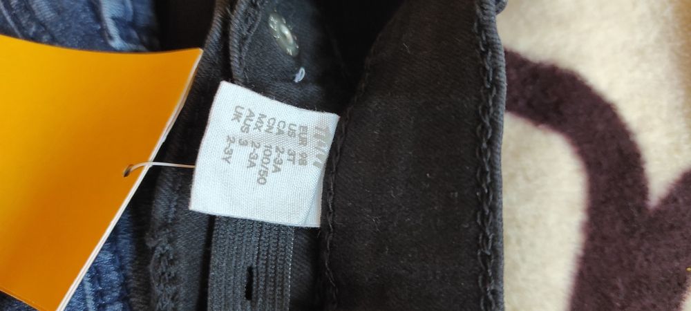 Blugi noi H&M masura 98