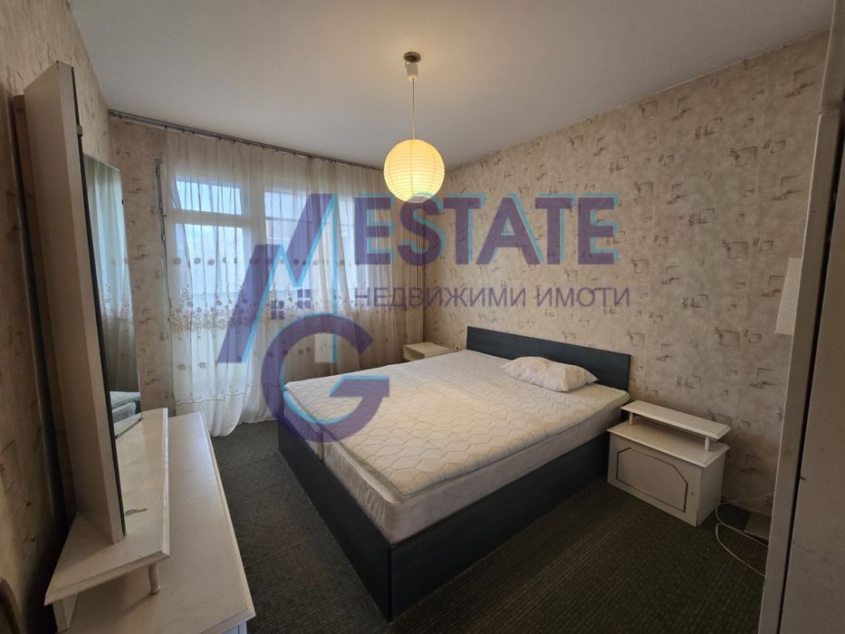 Тристаен апартамент в гр. София, жк. Връбница 2