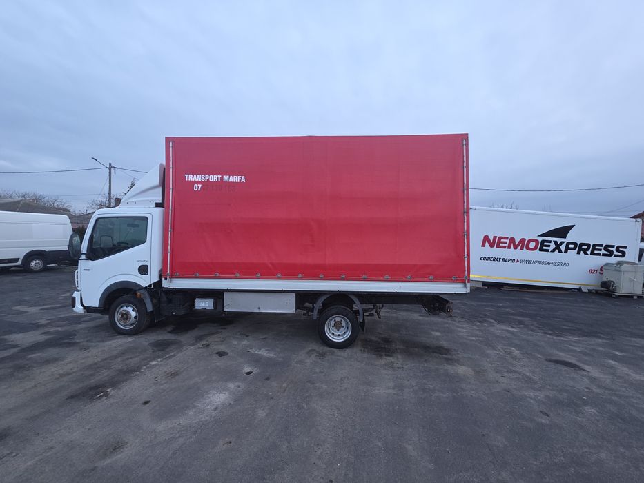 Autoutilitara Renault Maxity