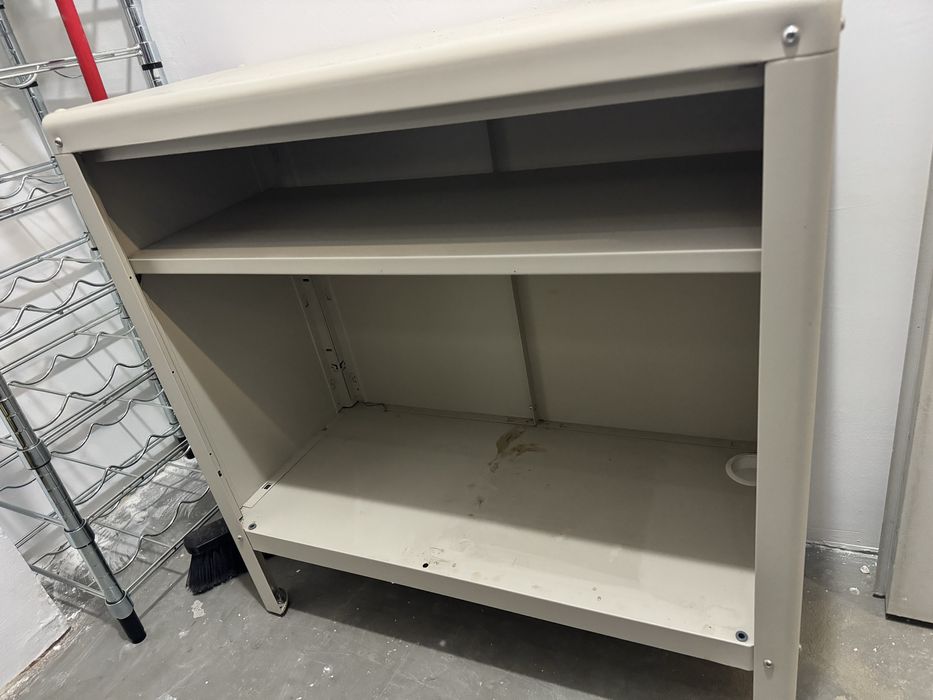 Dulap exterior metal Ikea | pret excelent