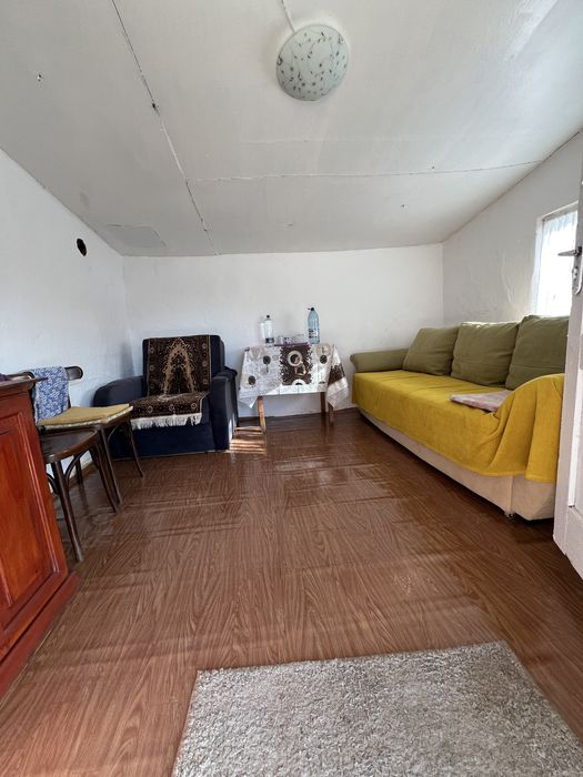 Vând casă la tară- sat Milășel