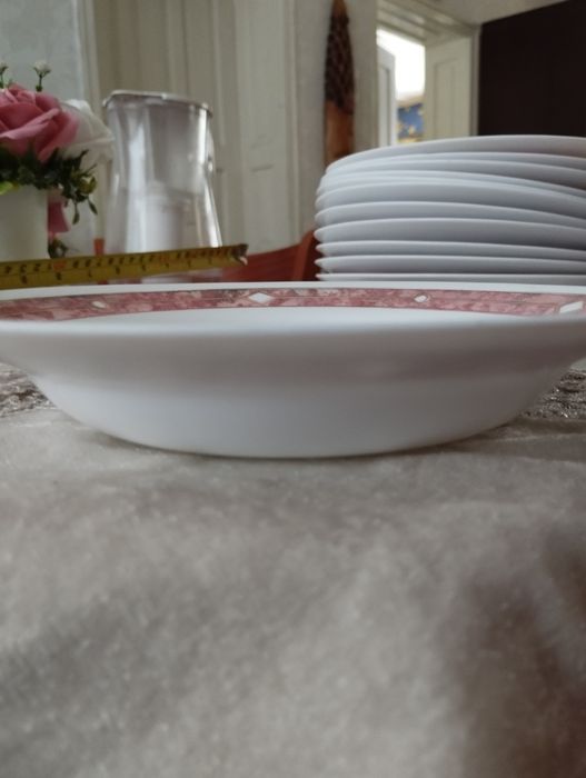 12 чинии от аркопал за основно хранене