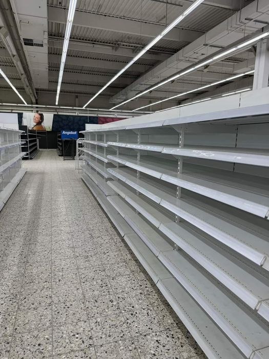 Rafturi metalice profesionale pentru supermarketuri