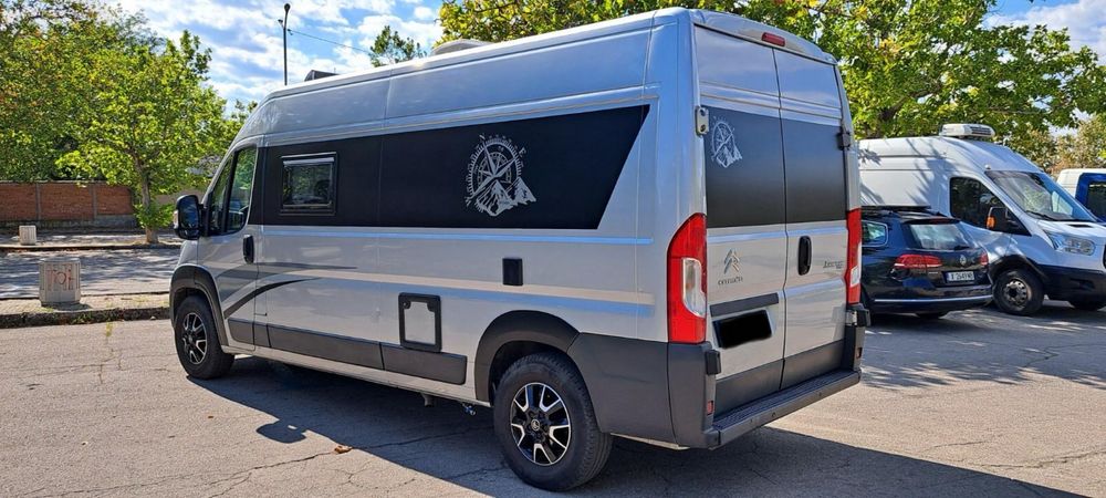 Кемпер бус под наем-3 места