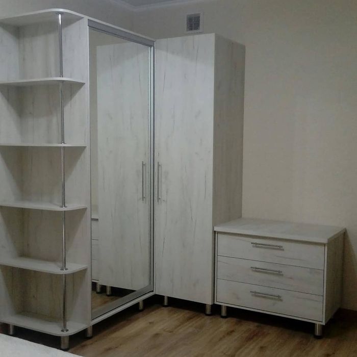 Плотник  Кухонный гарнитур  и Мягкий  мебель