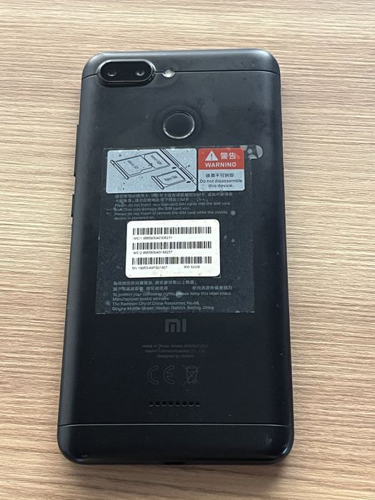 Продаю телефон Redmi 6