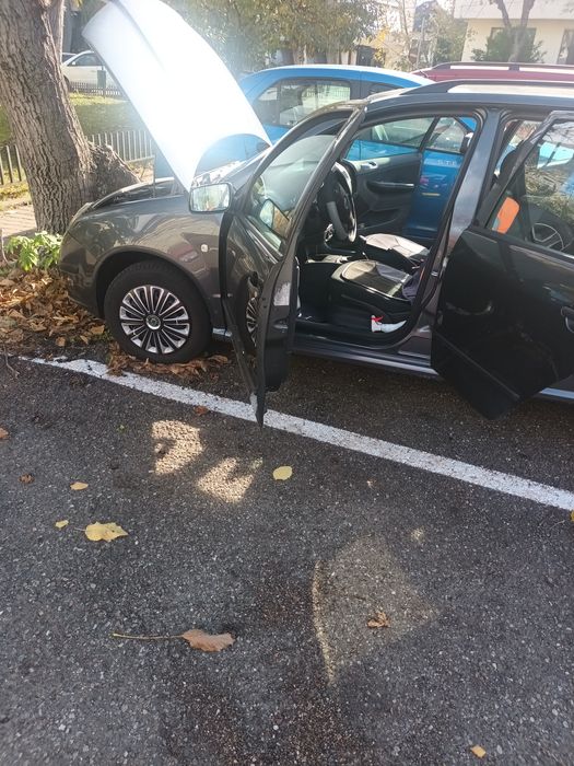 Vand Skoda Fabia 1.2 benzina din 2007