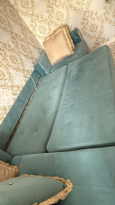 Диван б/у 4,2 метра