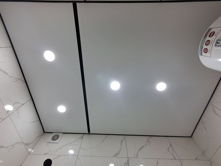 Натяжные потолки .