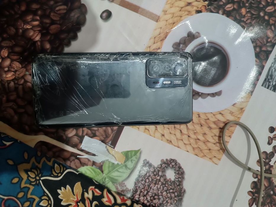 Xiaomi mi 11t sotiladi 850min kelishamz