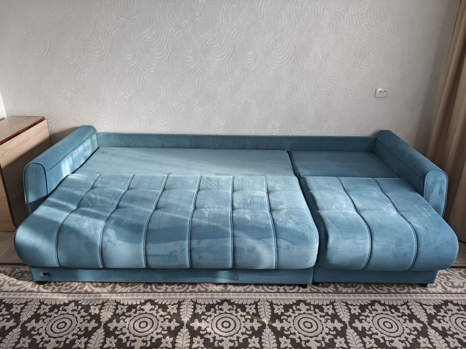 Продам диван 3 метра