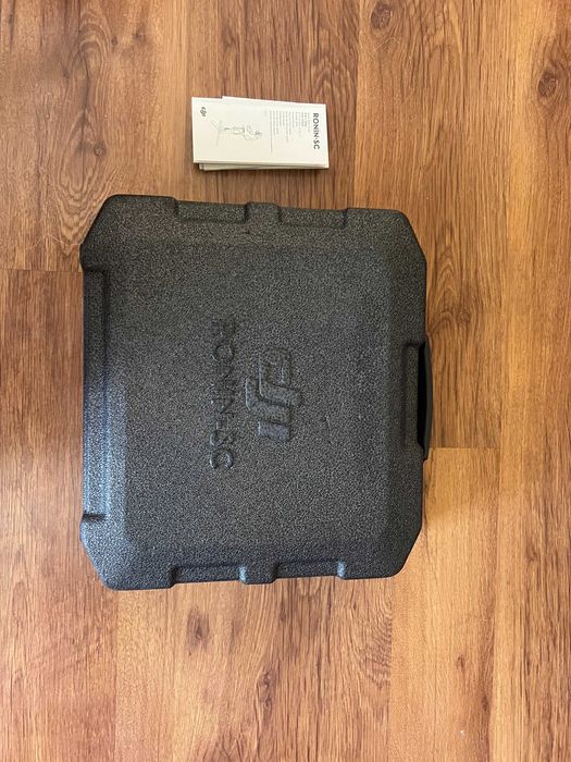 Фотоапарат Canon m50 комплект с обективи и аксесоари