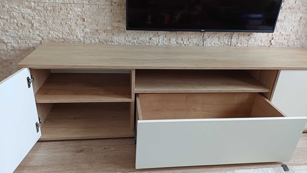 Mobilier living-comoda