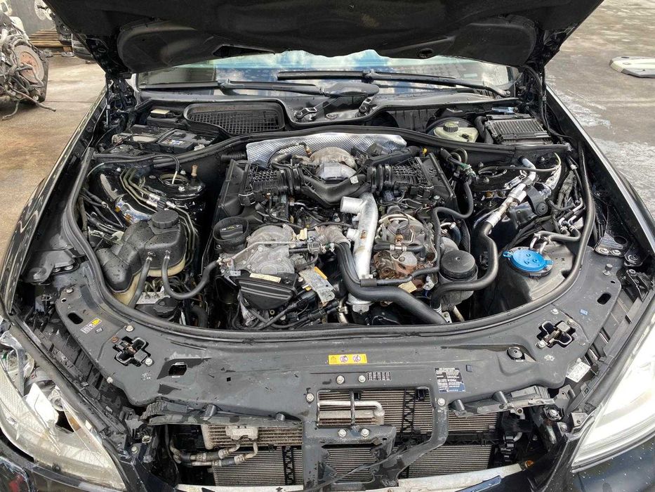 dezmembrez S350 bluetec/bara fata w221/faruri w221