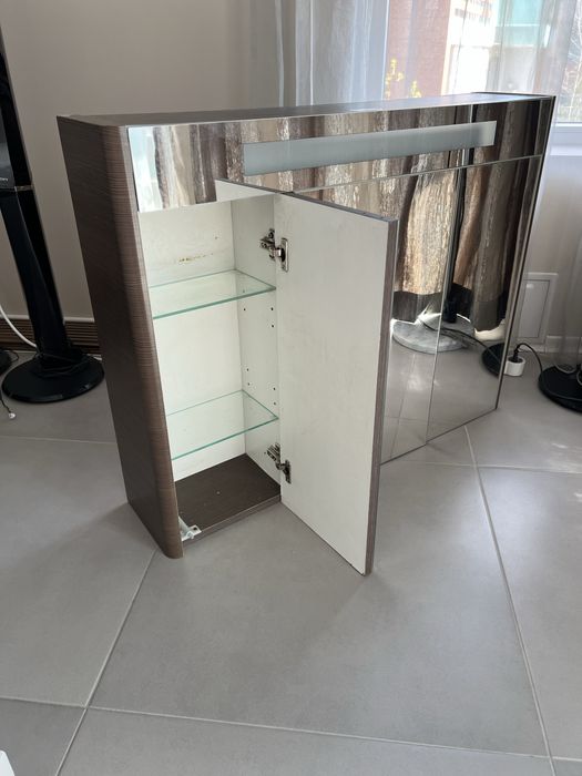 Влагоустойчив шкаф за баня ROCA