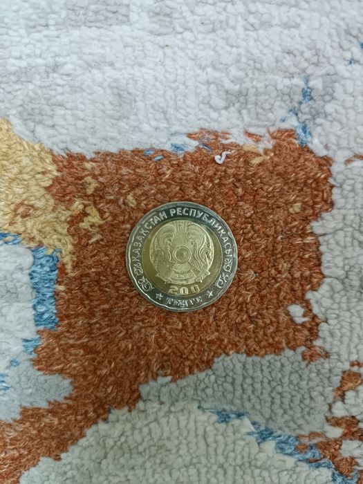 Продам Юбилейную Монету 200тенге