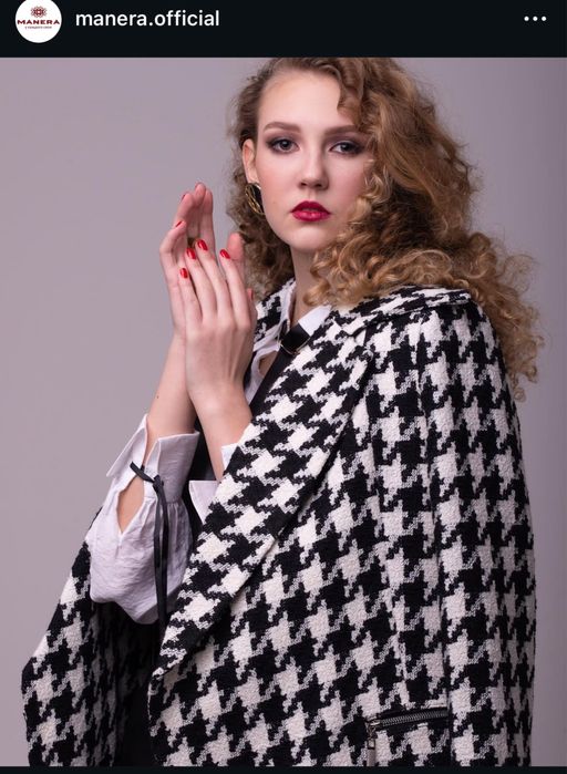 Пальто шерстяное бренда Manera