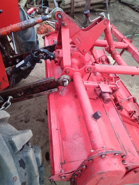 Vând freza mițubiși în stare perfecta de funcționare