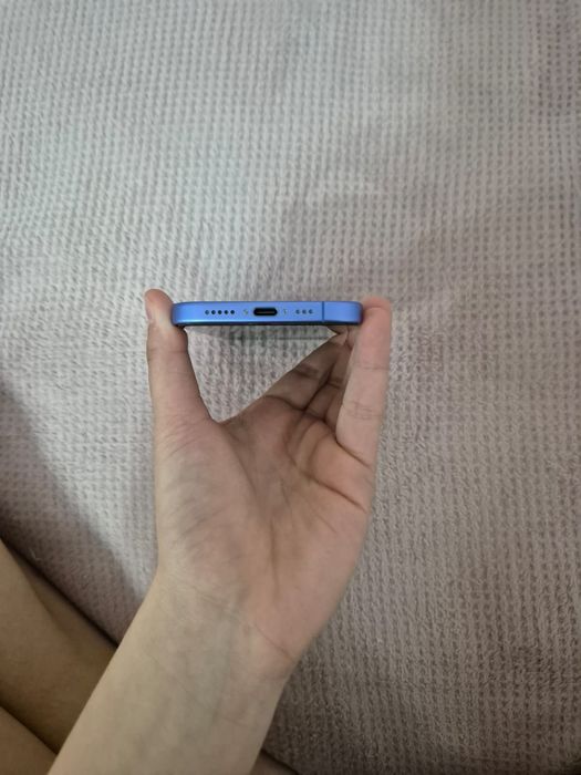 Продам айфон 16 хорошом состояние