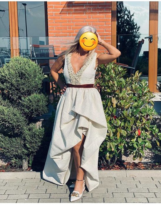 Rochie brocard si perle