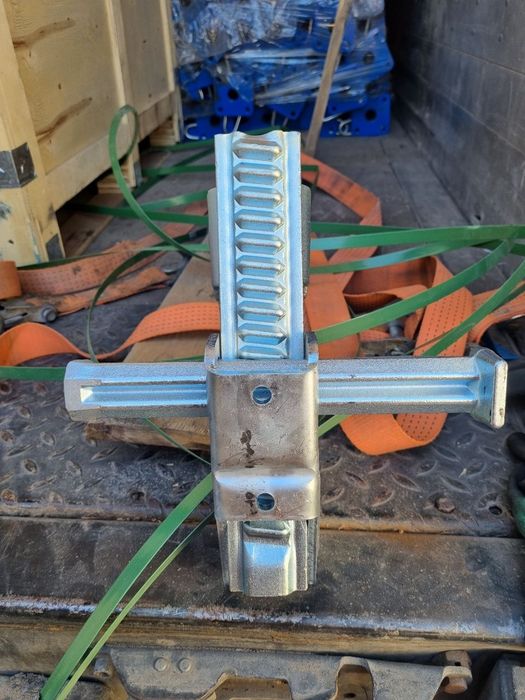 Универсальный замок