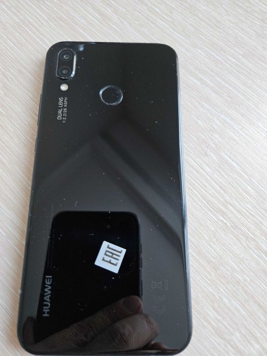 Продам сотовый телефон Хуавей