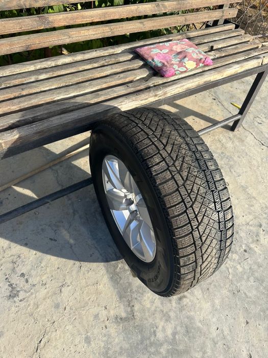 Автошины колеса с диском от прадо150