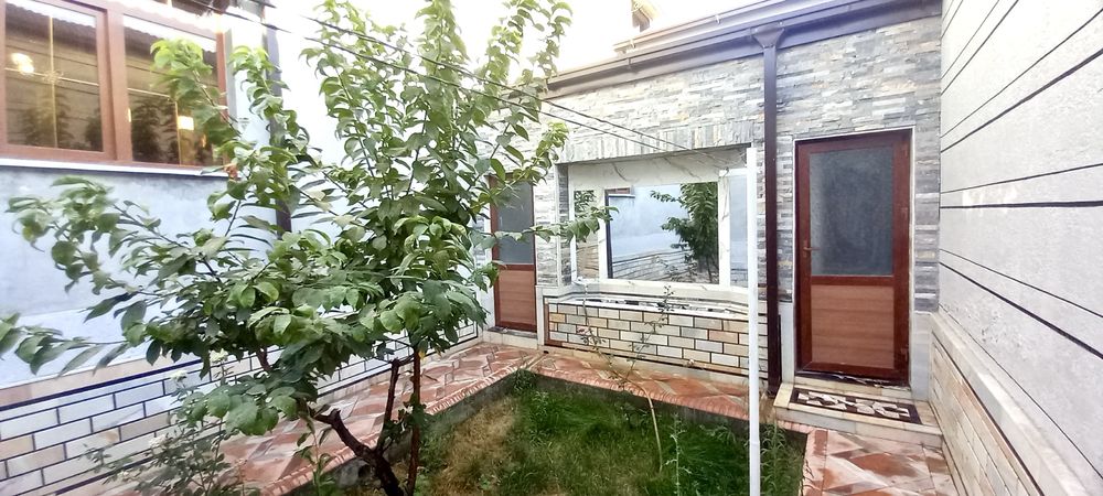 Дом   3,30 соток  (в районе Панжоб махалля)