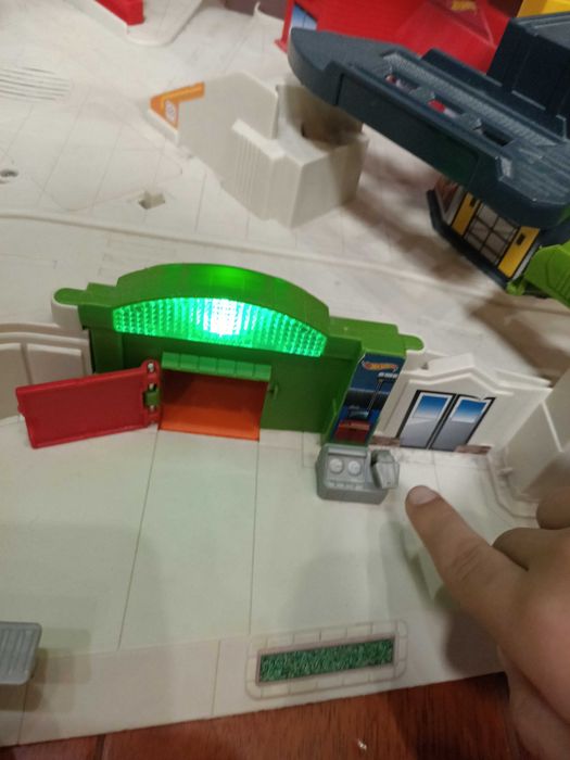 Hot Weels  оригинал