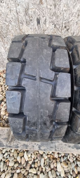 Anvelope Pline Stivuitor Tusker Starco 21x8-9/6.00 Solid