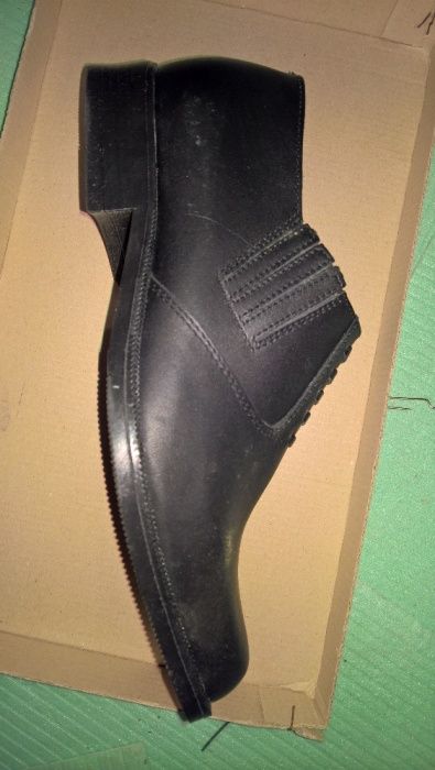 Военни кубинки и обувки