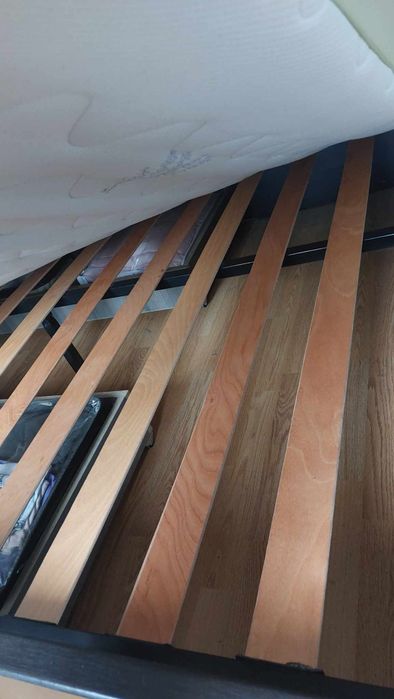 Vând ce se vede in poza