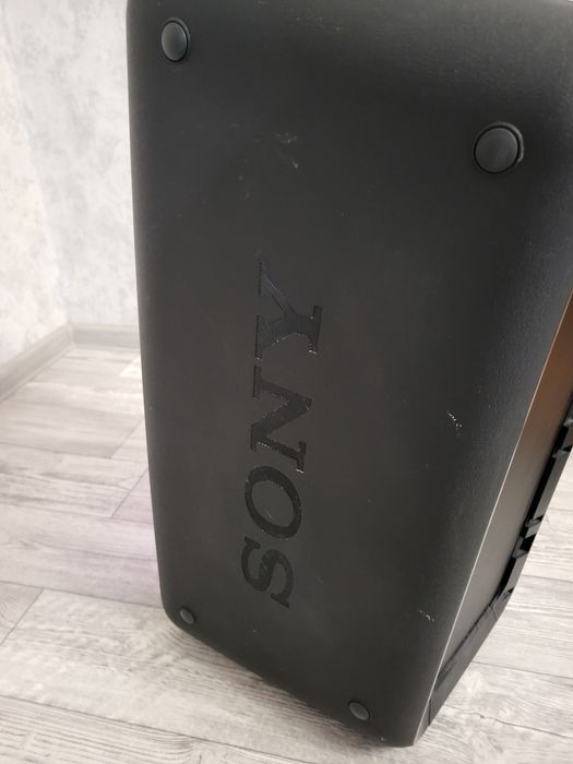 Портативная колонка Sony