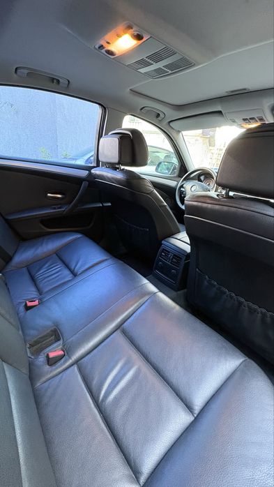 BMW 5 Series 2009 — imagine 19