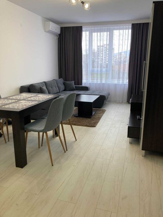 Дава под наем 2-стаен апартамент в кв. Кършияка, Пловдив – 350 €