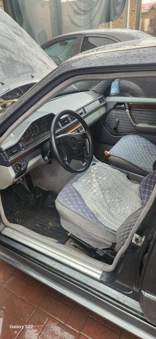 W124  sotiladi gazi bor