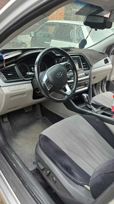 продам хюндай соната 2019г