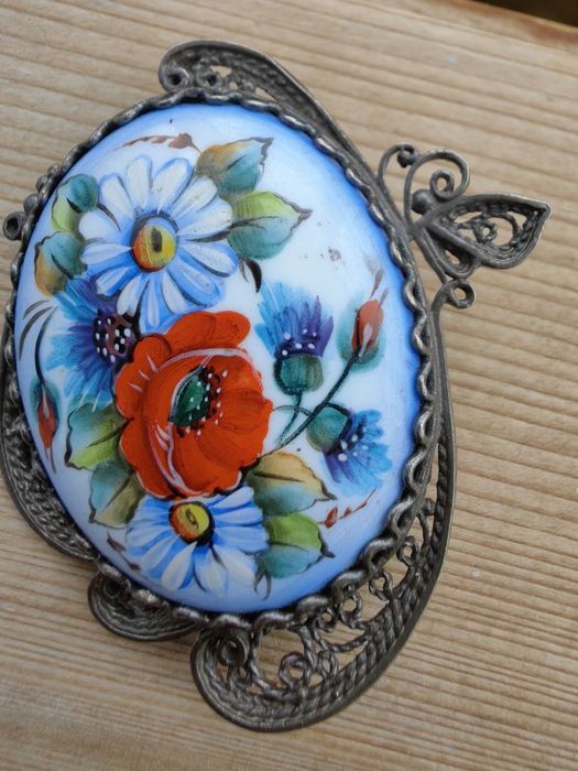 Брошь финифть, Советских времен,