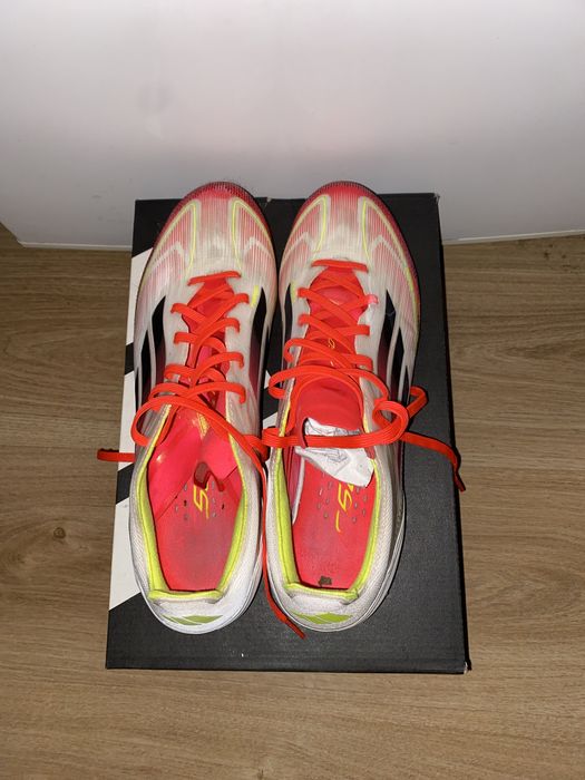 Бутонки adidas F50