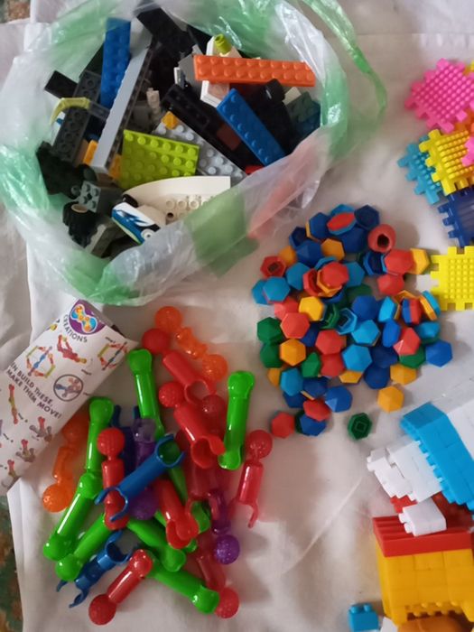 Игрушки все за 2000