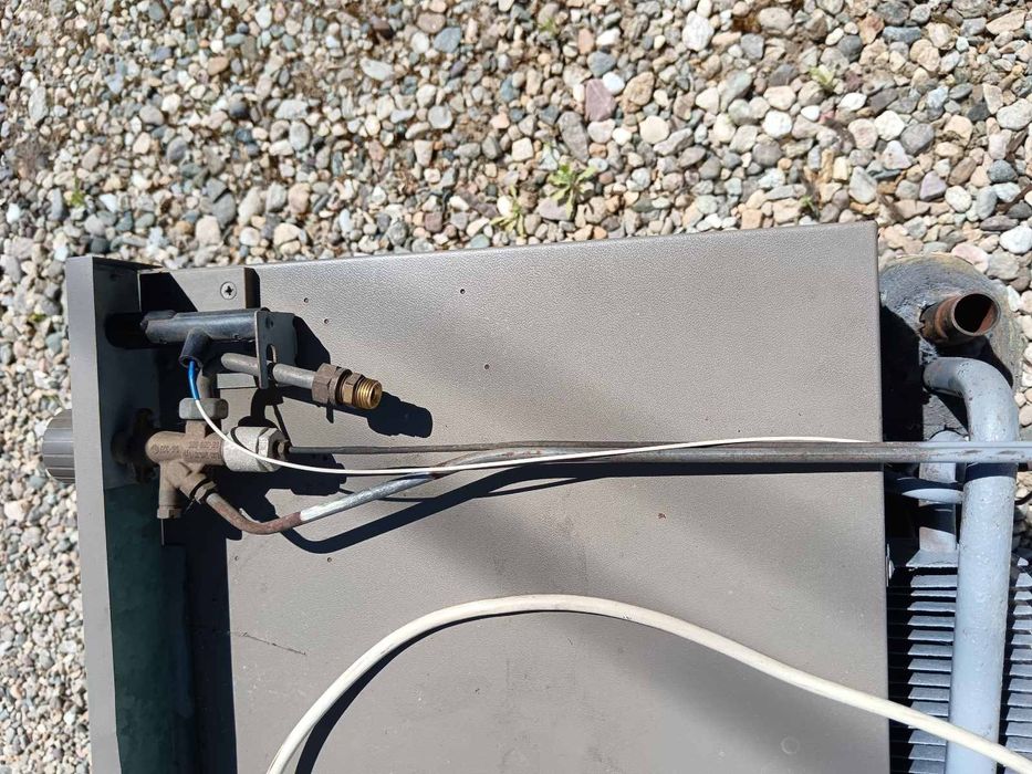 Хладилник 12V / 220V / 240V / 54L подходящ за квмпер / каравана