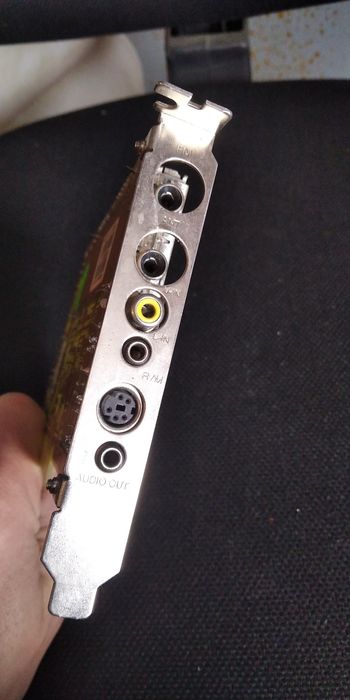 Срочно!!! Продам тюнер на системный блок