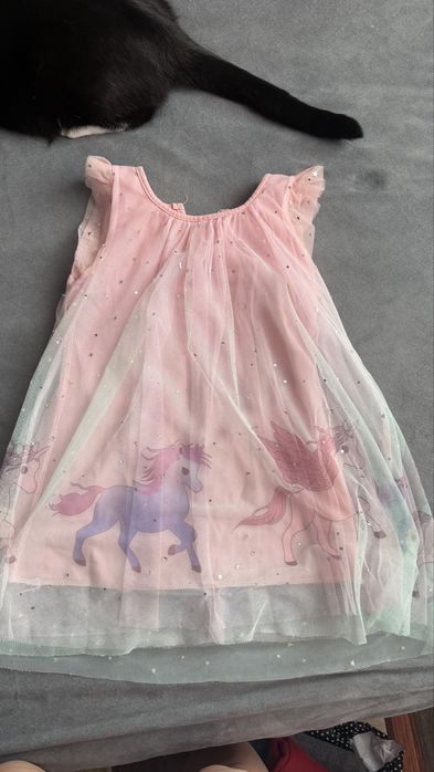 Отдам вещи бесплатно 4-5 лет