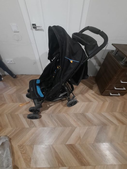 Коляска прогулочная Quatro